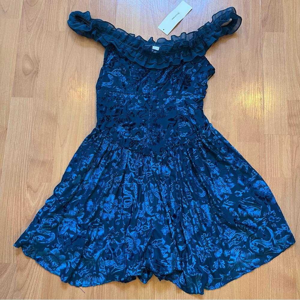Urban Outfitters Kimchi Blue romper NWT